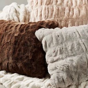 Pottery barn faux fur ruched pillow cover gray